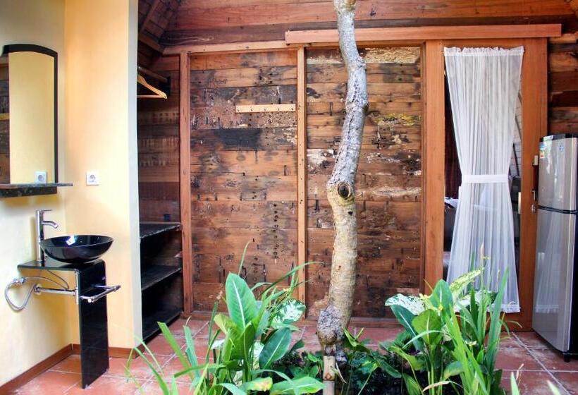 豪华洋房, Ryanbagus Guest House