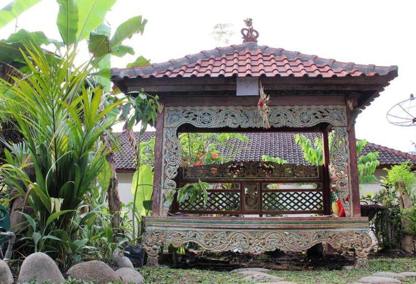 豪华洋房, Ryanbagus Guest House