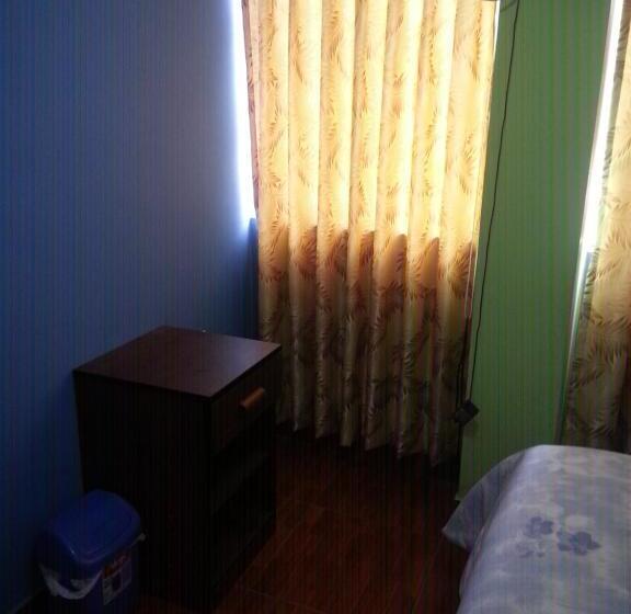 标准单人间, Hostal Arcangel
