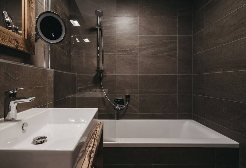 Апартаменты Deluxe 2 Спальни, Vaya St Anton