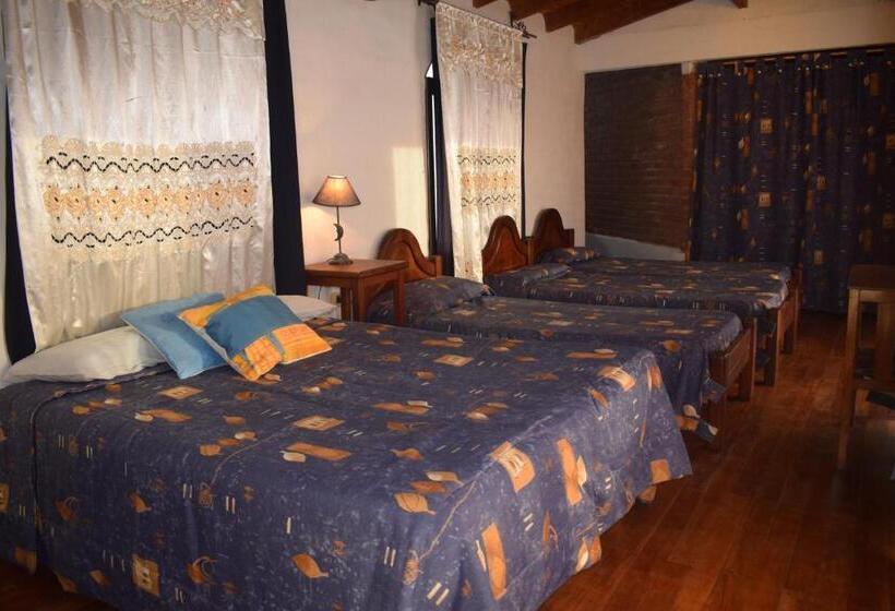디럭스 4인 룸, Estancia Santa Leocadia