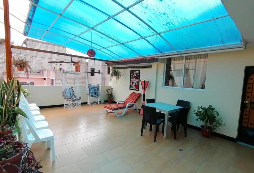 패밀리 스위트, Hostal Y Complejo Recreacional La Playita De Monse