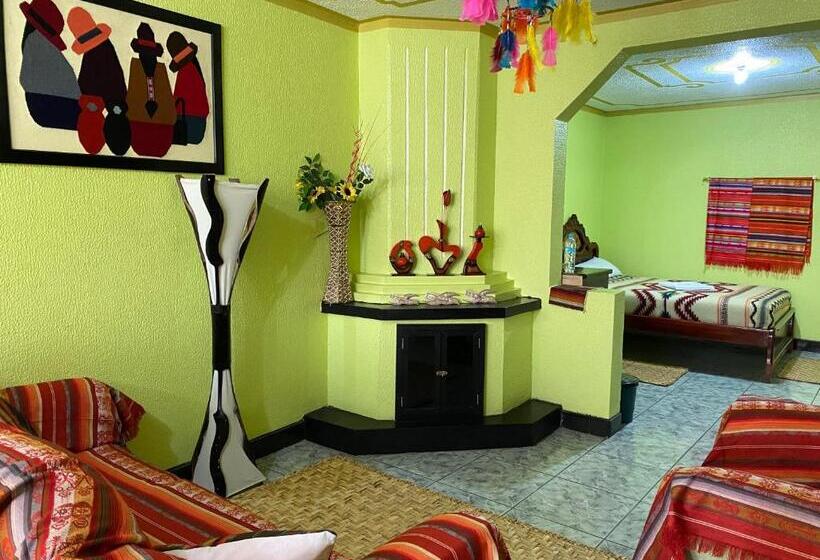패밀리 스위트, Hostal Y Complejo Recreacional La Playita De Monse