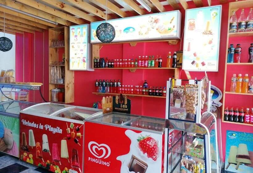 스탠다드 트리플 룸, Hostal Y Complejo Recreacional La Playita De Monse