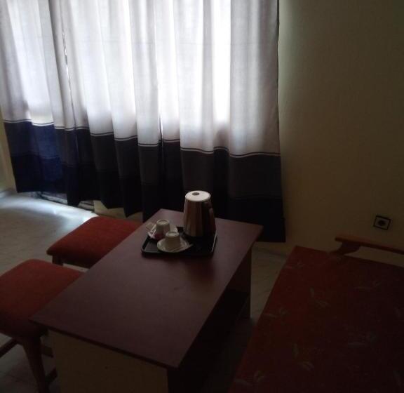 Семейный Номер, Guesthouse Oasis