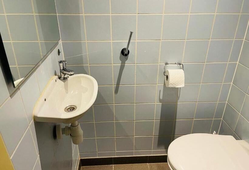 침실 3개 아파트, Red Light District B & B Canal View