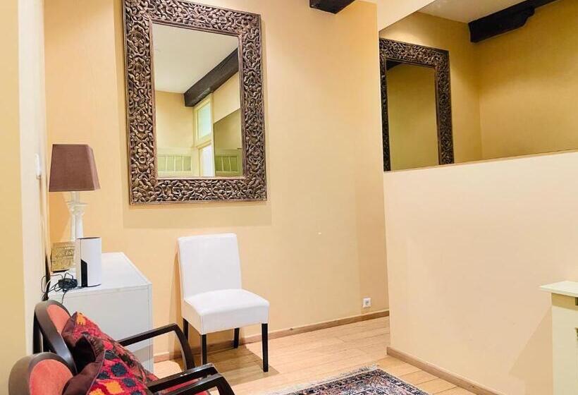 침실 3개 아파트, Red Light District B & B Canal View