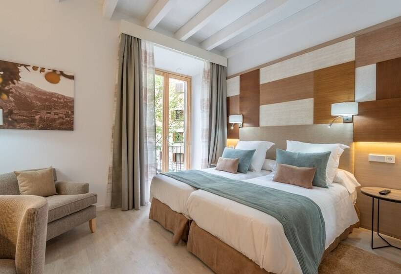 Номер Superior Вид на Город, Soller Plaza