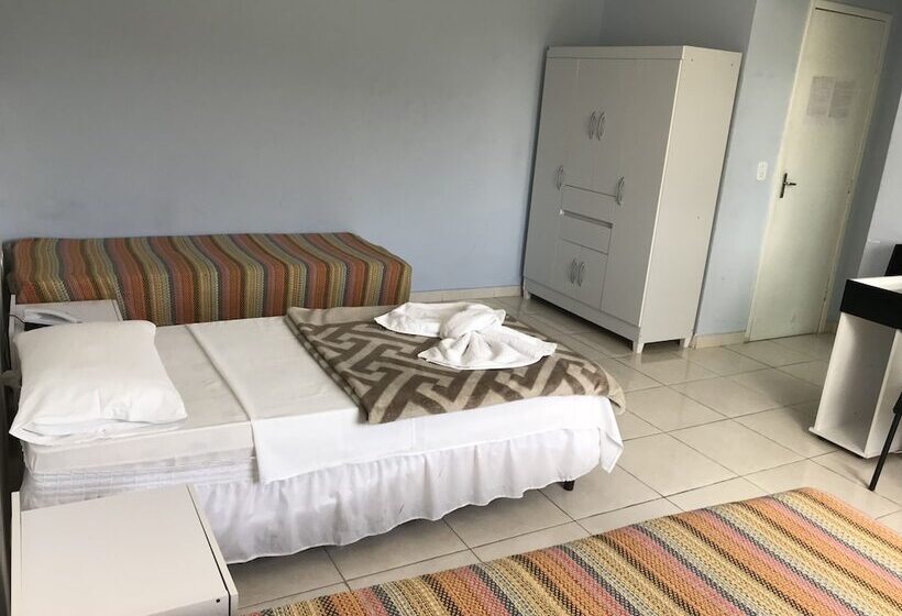 Четырехместный Номер Стандарт, Pousada Vip