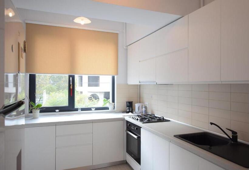 1 Schlafzimmer Apartment mit Balkon, Uptown Residence Apartments