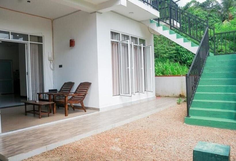 خانه 3 خوابه, Villa Serenity   Jayavikumgama