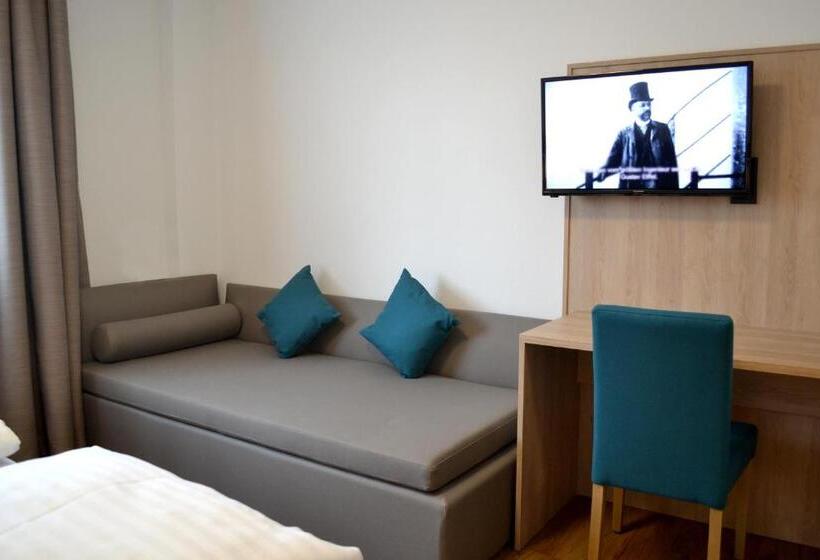 베이직 3인 룸, Gasthof Kranerwirt