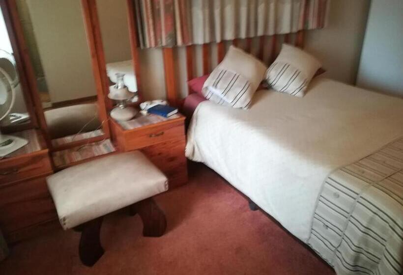 Номер Стандарт, Pilot Inn Accommodation