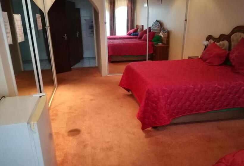 ファミリールーム, Pilot Inn Accommodation