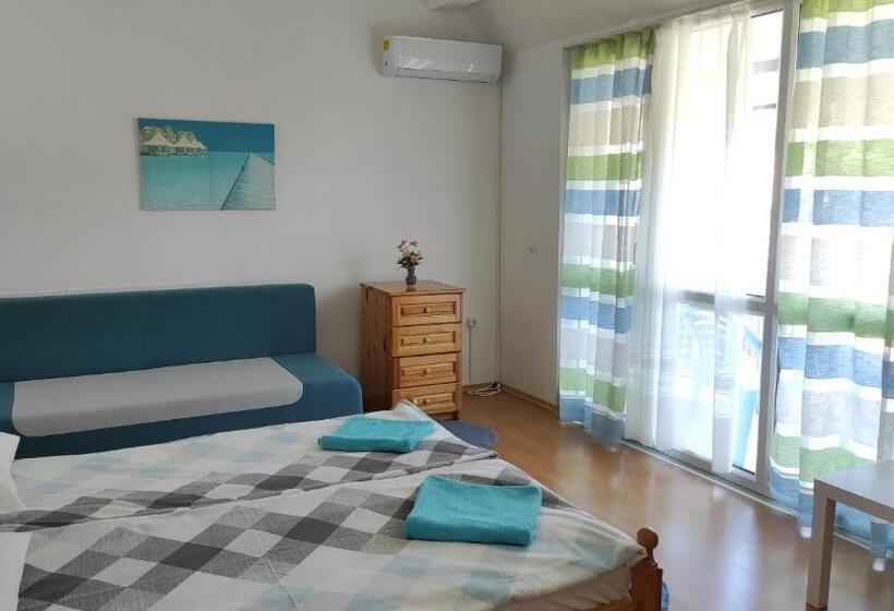 Семейный Номер, Guest House Orfey