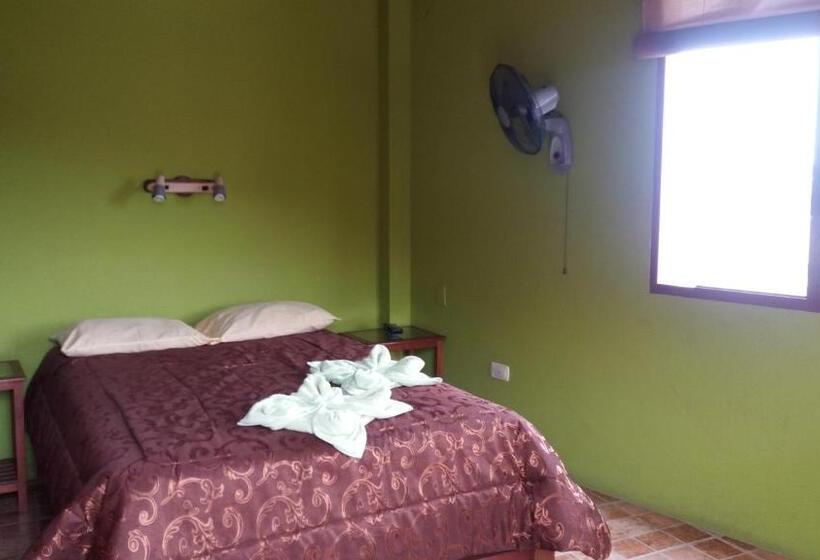 Номер Стандарт, Hostal Naylamp