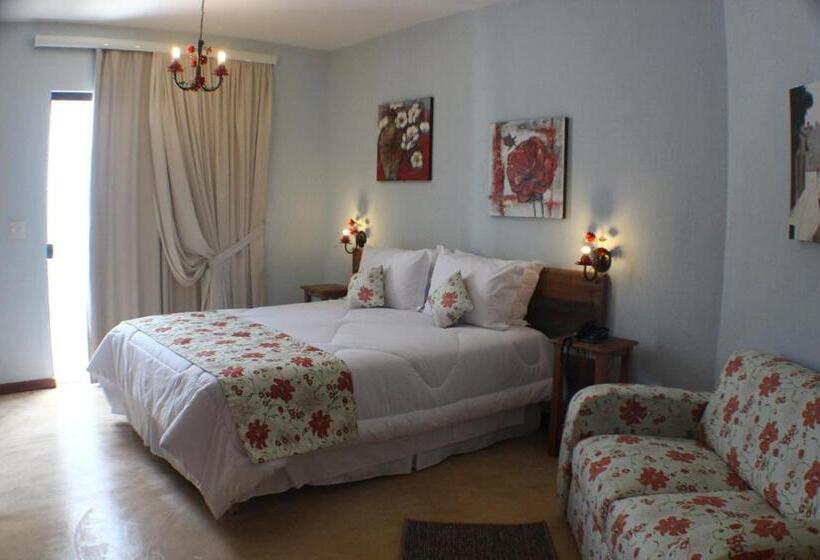 샬레, Pousada Villa Dos Leais