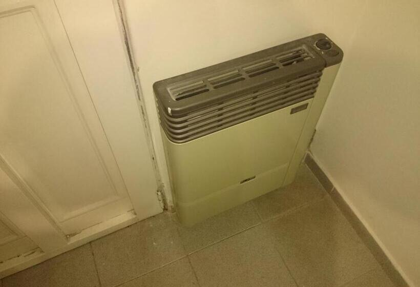 غرفة قياسية ثلاثية, Hospedaje Champaqui