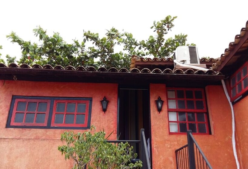 Quarto Triplo Estandar, Tao Bar & Pousada