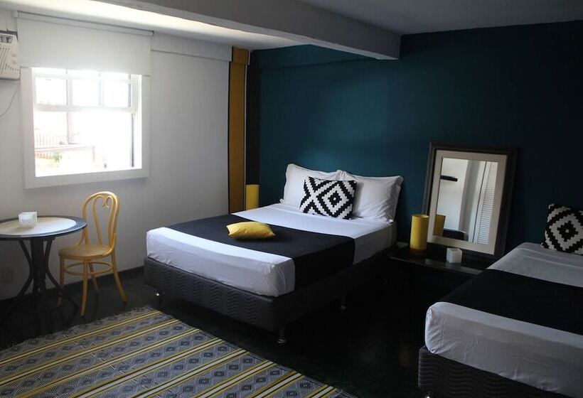 Quarto Triplo Estandar, Tao Bar & Pousada