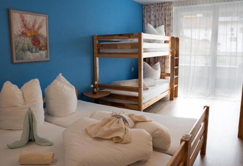 Апартаменты 2 Спальни, Ibex Hostel