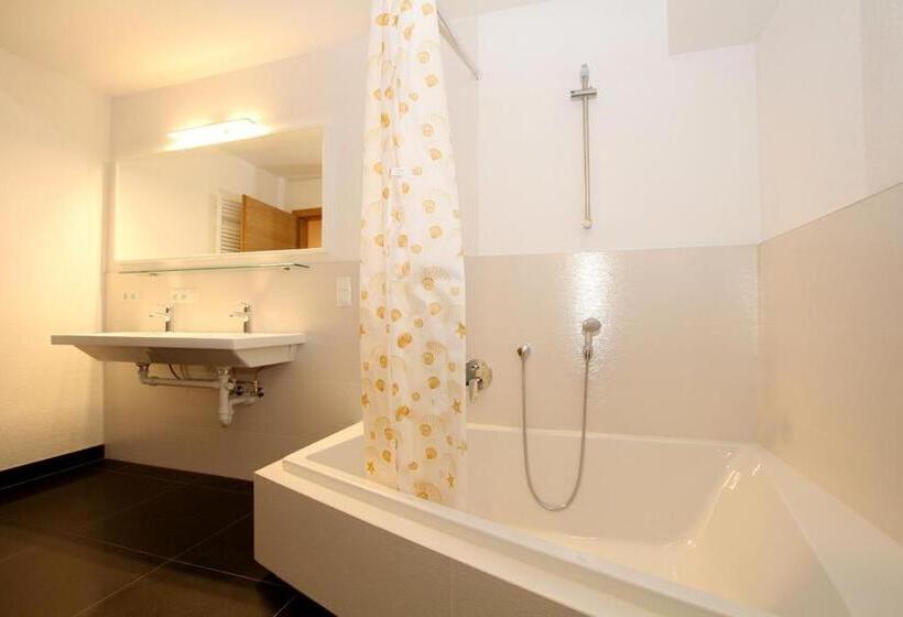 Апартаменты 2 Спальни, Ibex Hostel