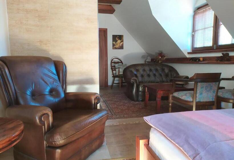 Номер Deluxe, Penzion Rozmarýn