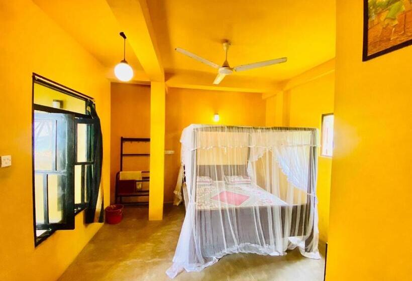 اتاق استاندارد, Praneeth Guest House