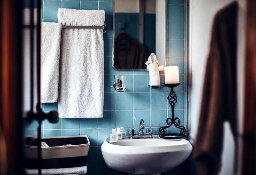 غرفة قياسية سرير كينج, Hostal Plaza Central