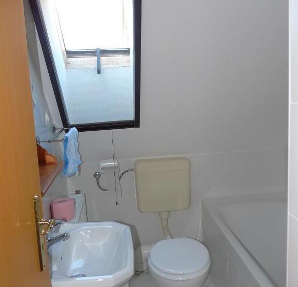 Номер Стандарт, Aranyház Apartmanszállás