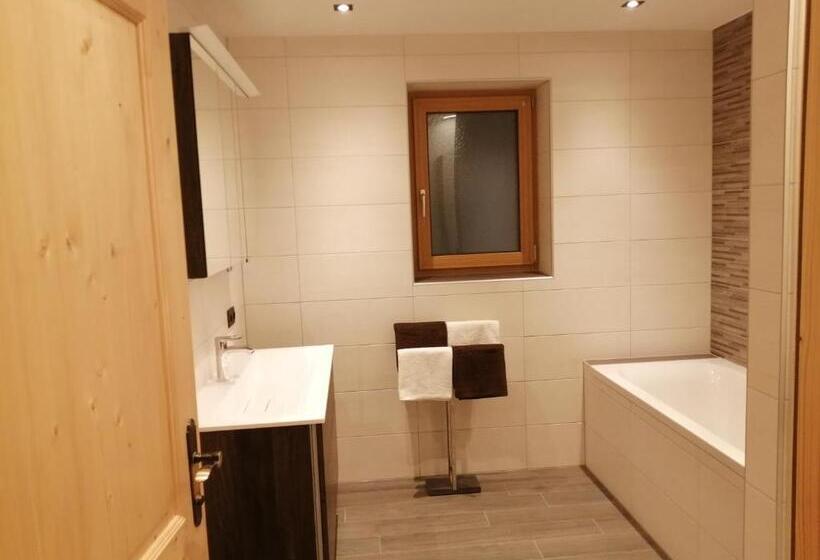 Апартаменты 2 Спальни, Schneiderhof