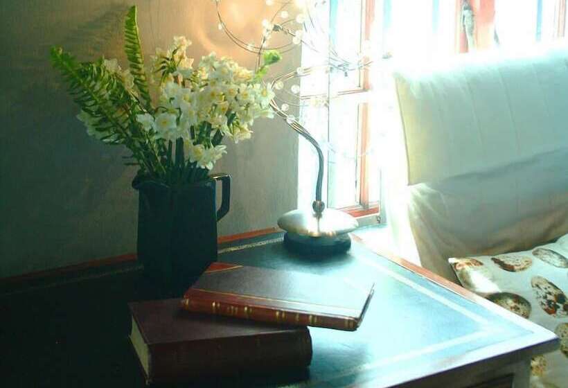Люкс Семейный 2 Спальни, Boord Guest House