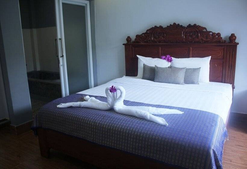غرفة قياسية مطلّة علي حمام السباحة, Ramchang Guesthouse