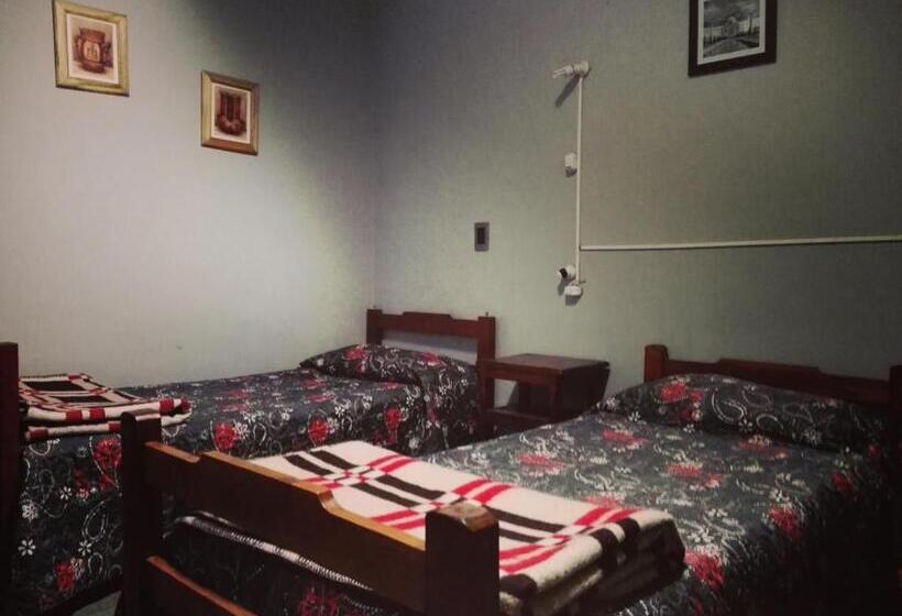 تختخواب در اتاق مشترک, Hostal Namaste