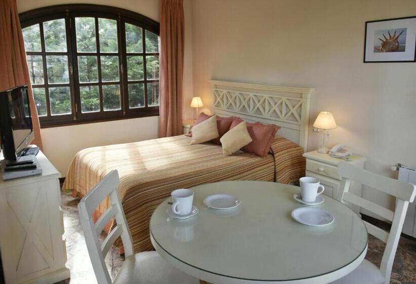 إستوديو قياسى, Apart Hotel Las Hadas Carilo