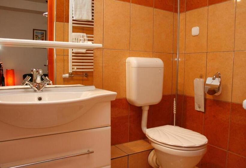 Полулюкс, Motel 60