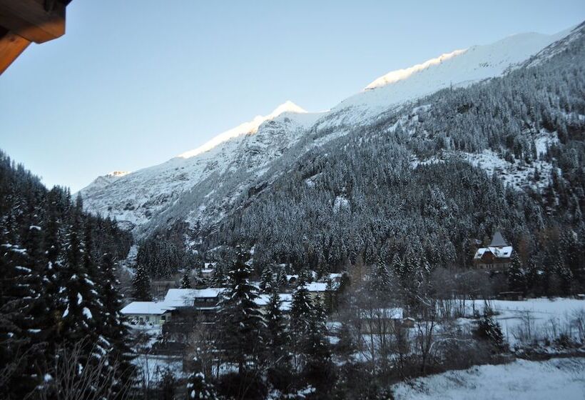四人标准间, Ski Lodge Jaktman