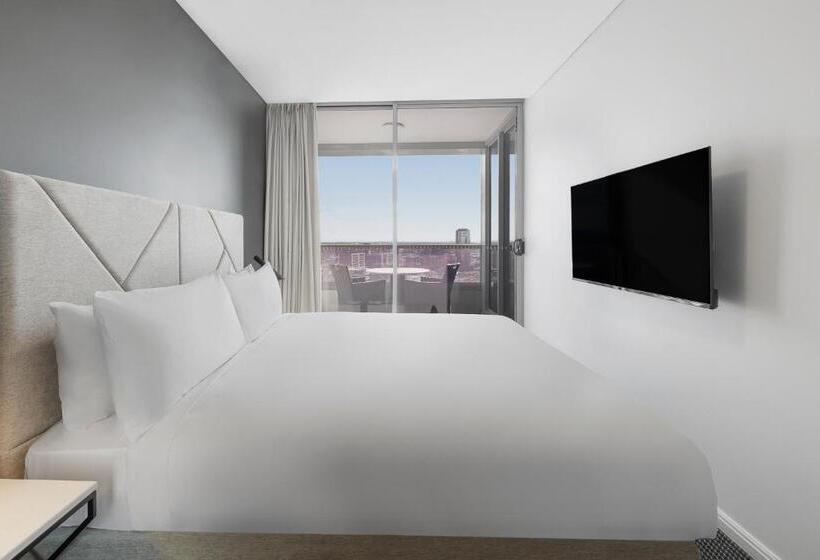 Люкс, Meriton Suites Zetland