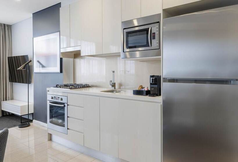 سوییت, Meriton Suites Zetland