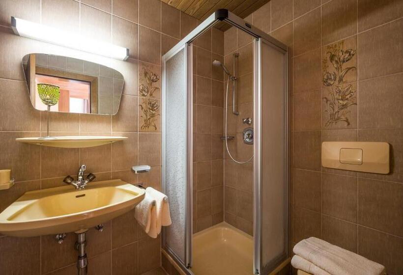 Номер Стандарт с Балконом, Gästehaus Rauch
