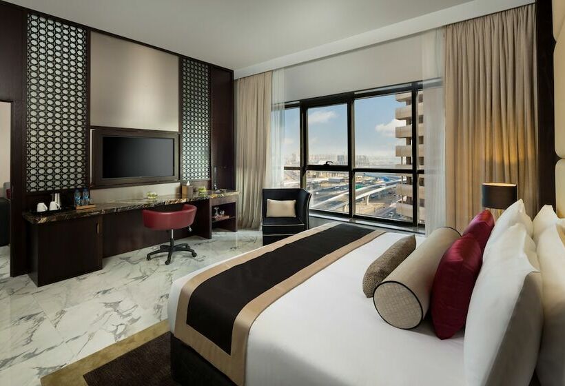 Номер Superior, Millennium Place Dubai Marina