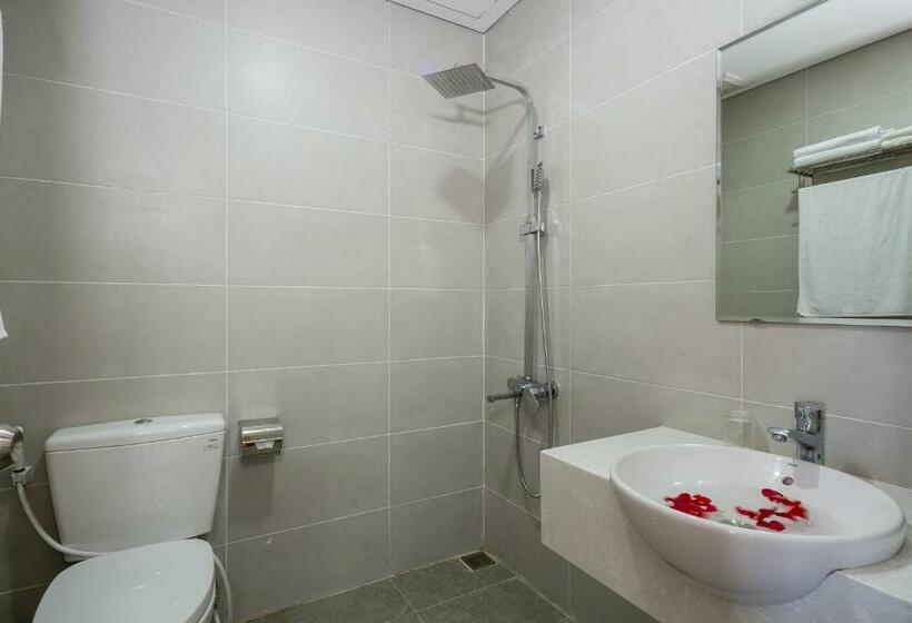 اتاق لوکس, Anh Villa