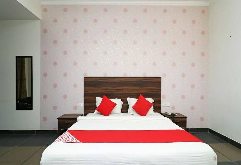 标准间, Silver Star By Oyo Rooms