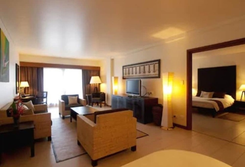 سوییت اجرایی, Solomon Kitano Mendana