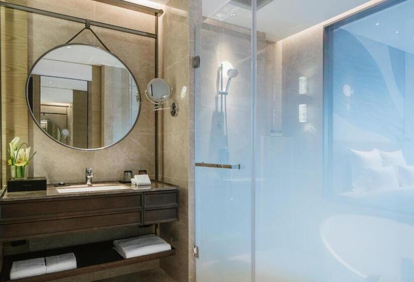 اتاق لوکس با چشم‌انداز شهر, Pullman Shanghai Qingpu Excellence