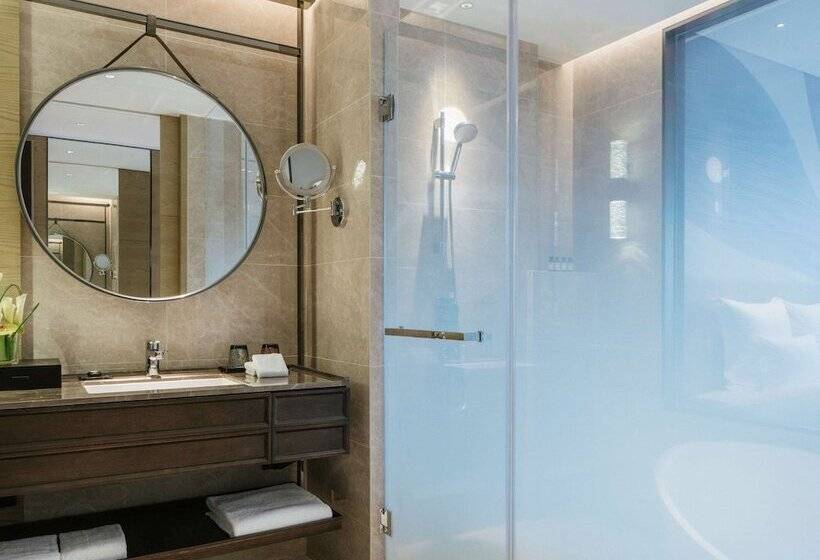 اتاق لوکس با چشم‌انداز شهر, Pullman Shanghai Qingpu Excellence