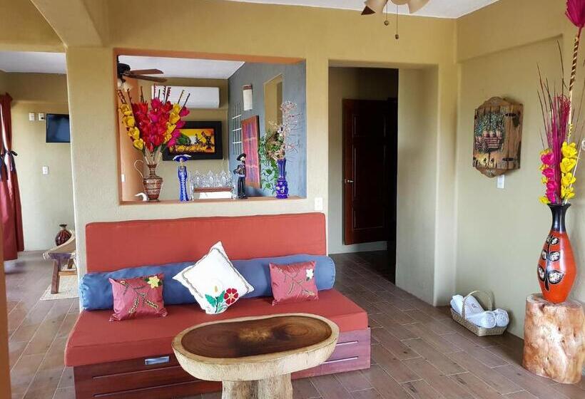 Quarto Estandar Cama King, Casa Arcoiris Zihuatanejo B&b