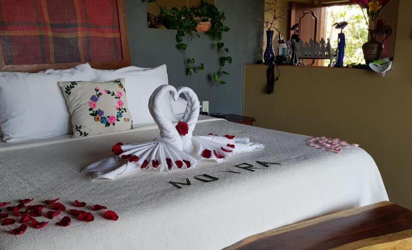 キングサイズベッドのスタンダードルーム, Casa Arcoiris Zihuatanejo B&b