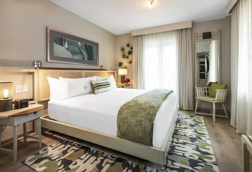 Quarto Deluxe, Lennox Miami Beach