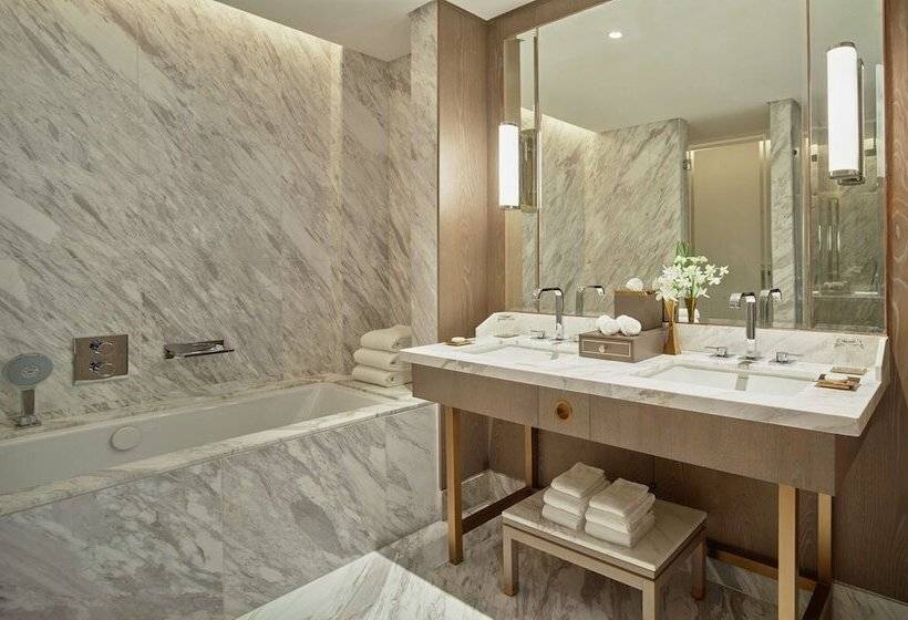 Семейный Номер, Waldorf Astoria Dubai International Financial Centre